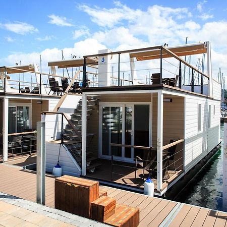 בפורטורוז Floating House Sea Queen מראה חיצוני תמונה